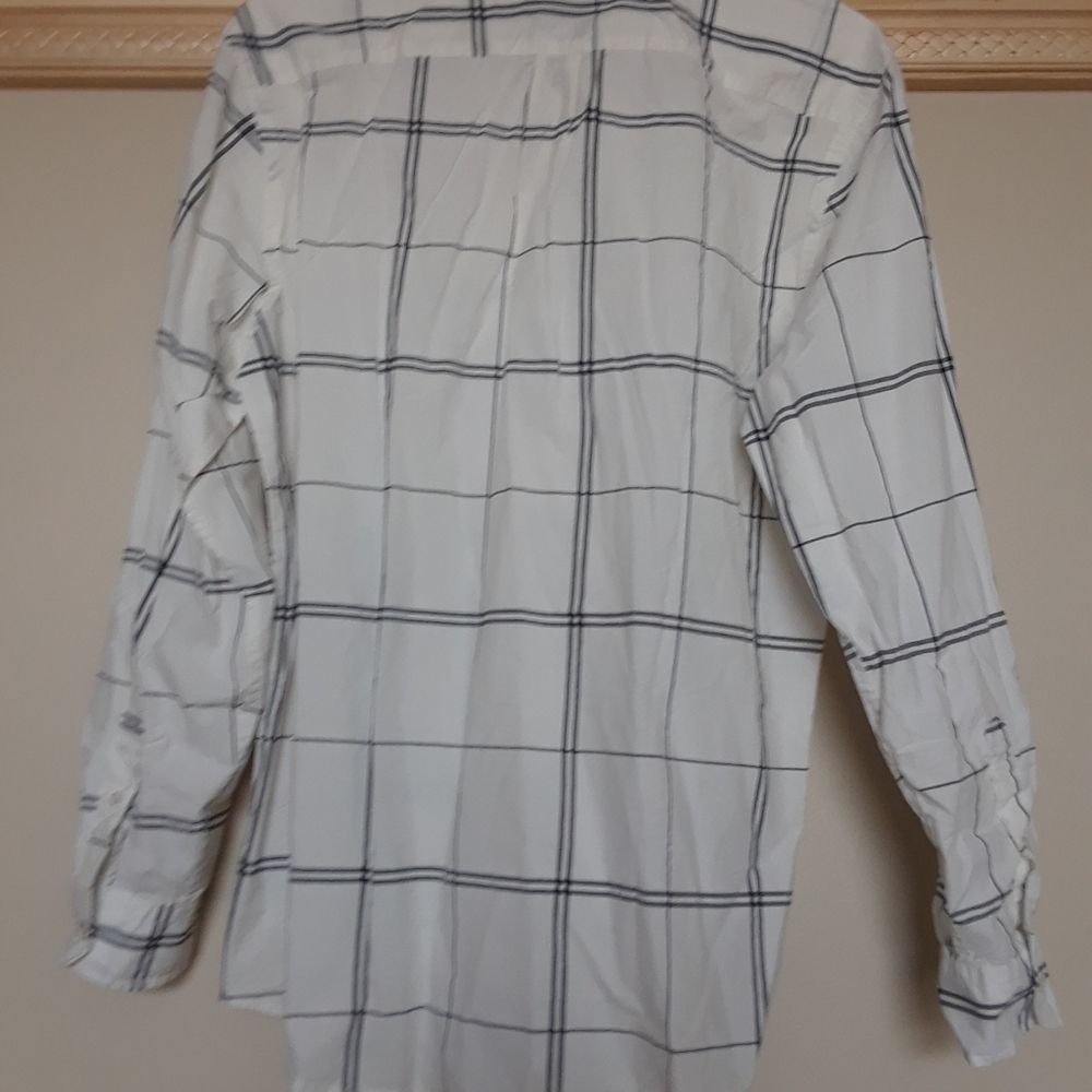 Gap Shirt, white with black checkers - Picture 3 of 4